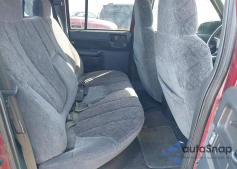 2001 Chevrolet S-10 Ls from USA, damaged, VIN 1GCDT13W11K236337